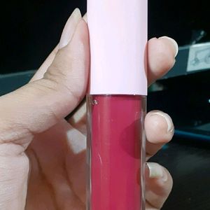 (COMBO OF 4 MYGLAMM K.PLAY LIPSTICK & LIP GLOSS )