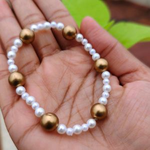 White - Gold Beaded Bracelet