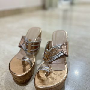 Erdani Gold silver wedges