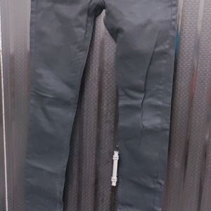 Price Dropped. Black Mens Jeans Hardly Used