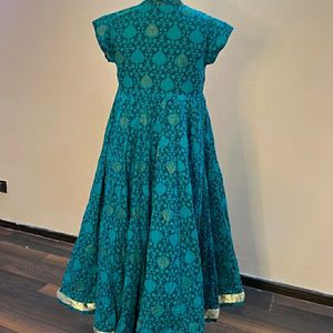 🦚Peacock Blue Wrap Gown With Golden Border