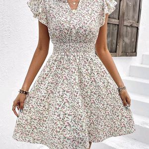 Monteau Los Angeles Floral Dress