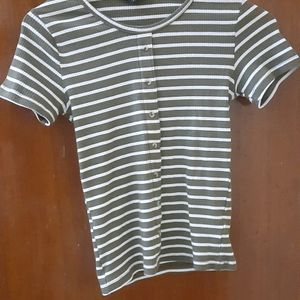 Zudio Ribbed Tee (New WITHOUT Tag)