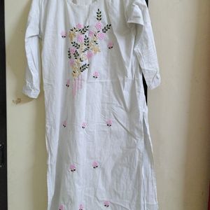 White Kurthi