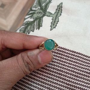 GREEN ONYX RING IN BRONZE