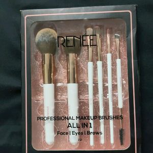 6 In 1 Professional Makeup Brush