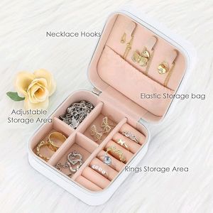 Mini Traveling Jewellery Organizer