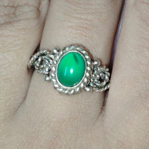 Green Emerald Ring