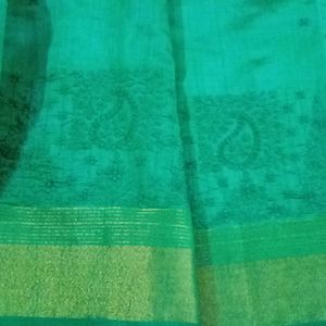 Shaded Green Saree With Stitched Blouse