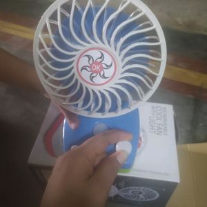 Mini Rechargeable   Cooling F