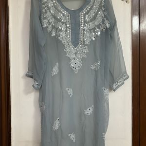 chikankari mirror kurti WITH INNER