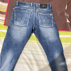 T Shirt& Jeans Size 32