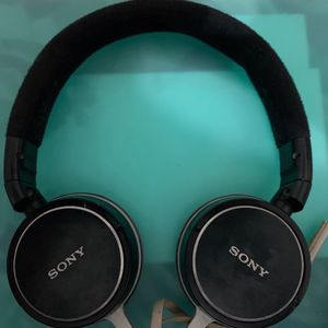 SONY WIRED HEADFONES