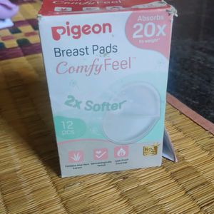 Pigeon Breast Pads.Comfy Feel 12 Pcs