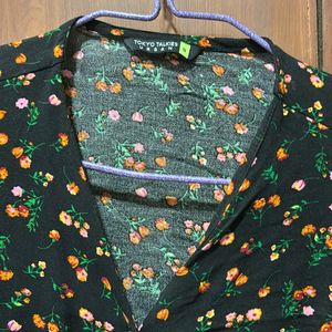 Tokyo Talkies V Necked Floral Crop Top