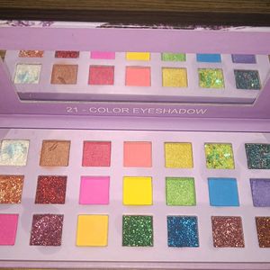 S.f.r color Lavender Eyeshadow Palette