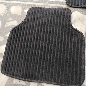 Nexon Car Foot Mat