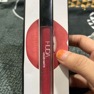 Huda Icon Lipstick