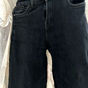 Women Black Cargo Jeans