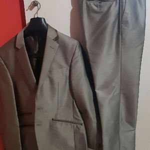 RAYMOND MEN BLAZER with Pant