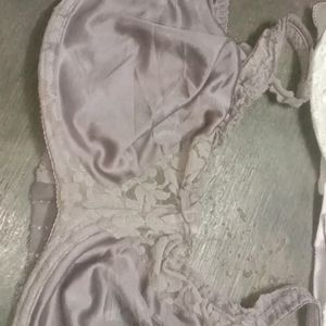 Non Padded Net Design Type Bras