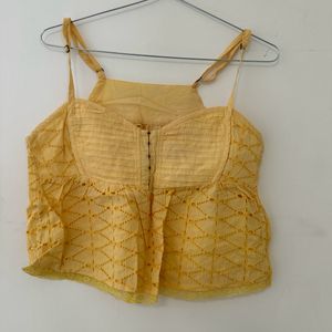 Hakoba Yellow Crop