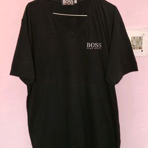 HUGO BOSS Men's Black Tshirt