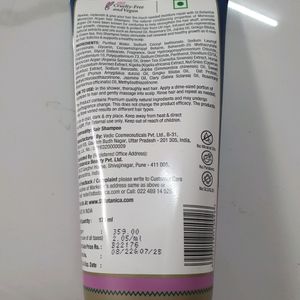 St. Botanica Shampoo