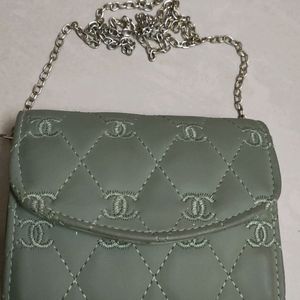 Cute Sling bag in Emerald Olive Green🎁