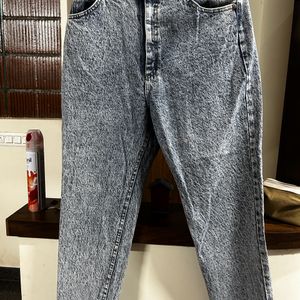 Lee Mom Jeans With Great Fit And Quality