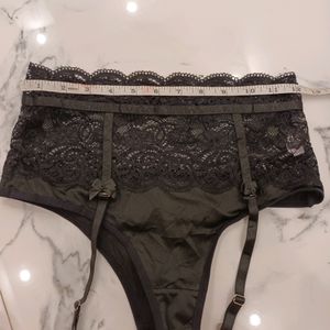 Shein Brief