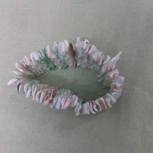 Beautiful Green Marble Print Bracelet