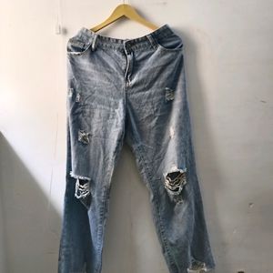 Cutout Ripped Jeans