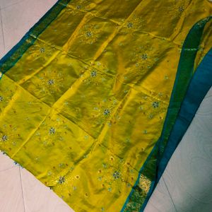 Lime Green Colour Pure Gadwal Saree