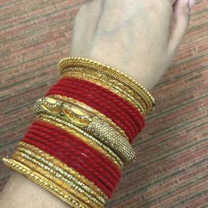 DULHAN BANGLES SET