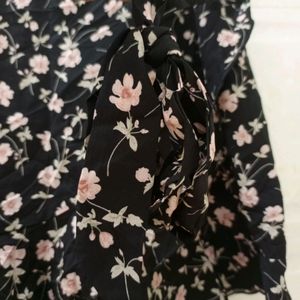 Beautiful Floral print Shorts For Womens