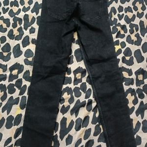 Zara Black Skinny Fit Jeans