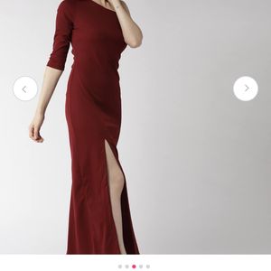 Maroon Solid One Shoulder Maxi Dress