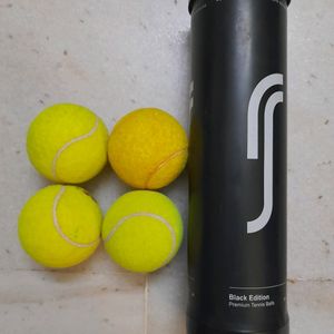 RS Tennis Balls