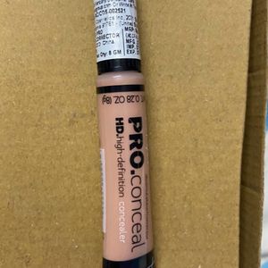 LA Girl Pro Concealer Peach