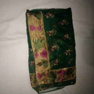 Women Green Colour Ke Sarees