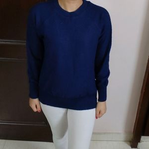 Women Blue Woollen Knitted Round Neck Sweater