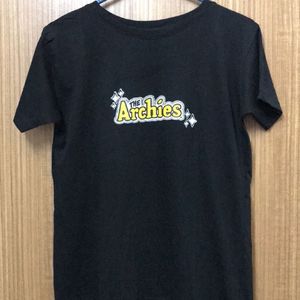 BACKPRINT-Archies’ Riverdale Print Black T-shirt