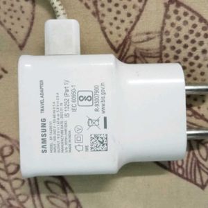 SAMSUNG NEW AND ORIGINAL MOBILE CHARGER