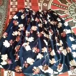 A Floral Mid Skirt