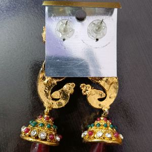 Jewellery Set... Artificial. Gold Plated