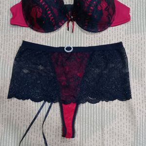 👙👙Red And Black Bra Panty Set ❤️‍🔥❤️‍🔥👙