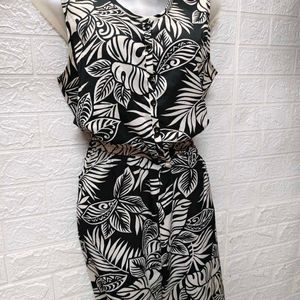 Printed Jumpsuit For Medium Size Women