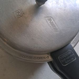 5l Outer Lid Cooker