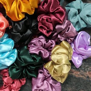 For 100 Scrunchies